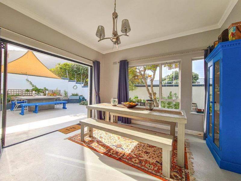 5 Bedroom Property for Sale in Hout Bay Western Cape